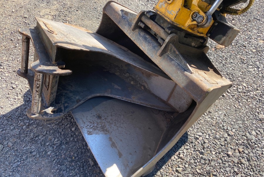 2011 Doosan DX80R - Image 14