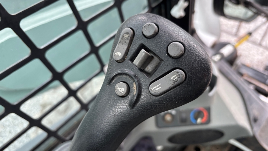 2017 Bobcat S650 - Image 12