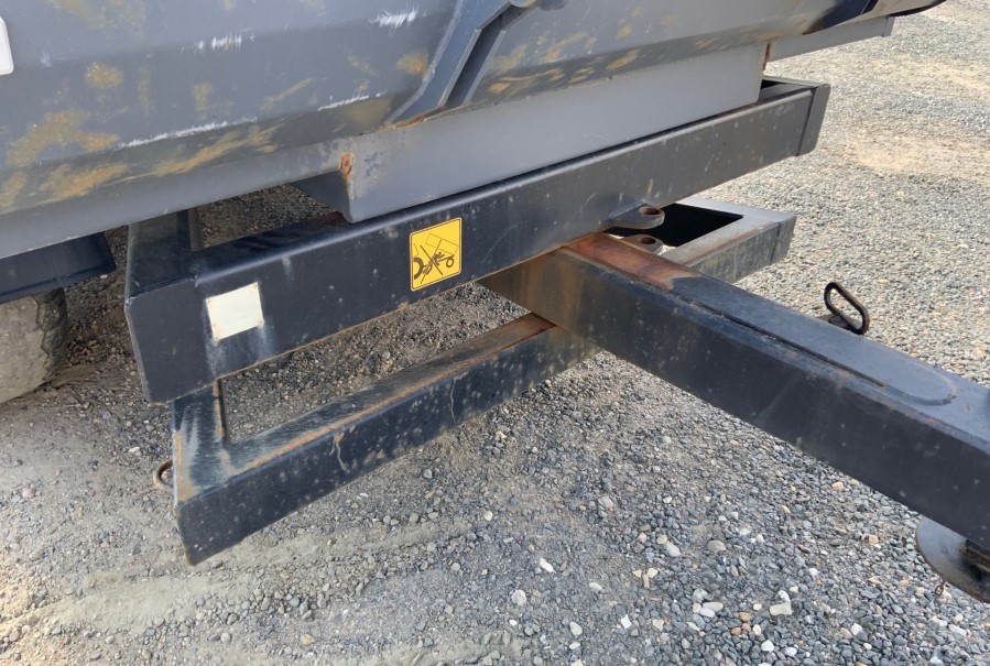 2017 Schaeff TW110 - Image 16