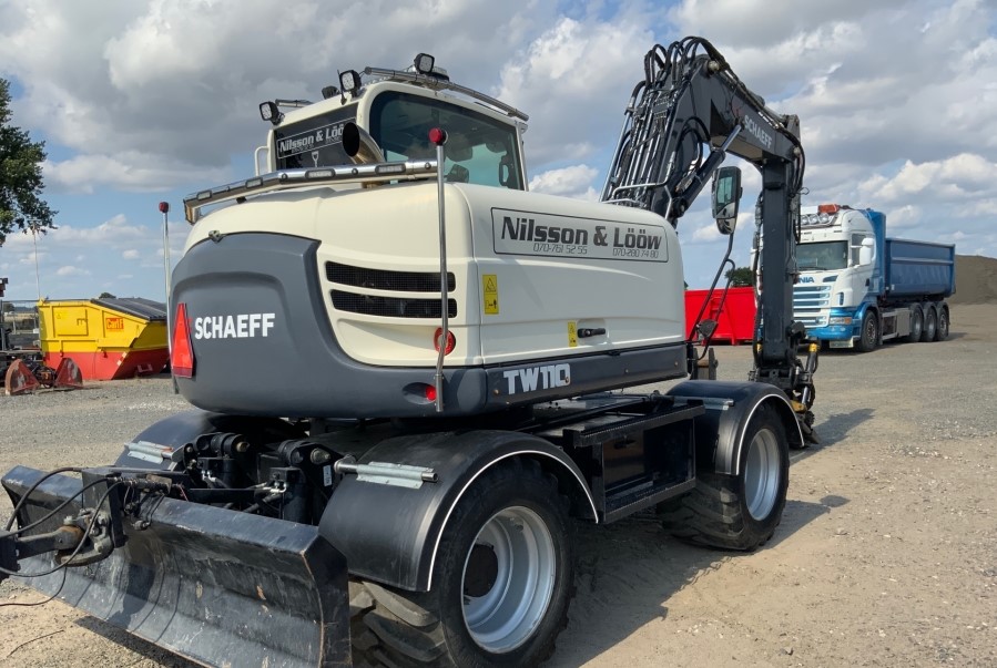 2017 Schaeff TW110 - Image 9