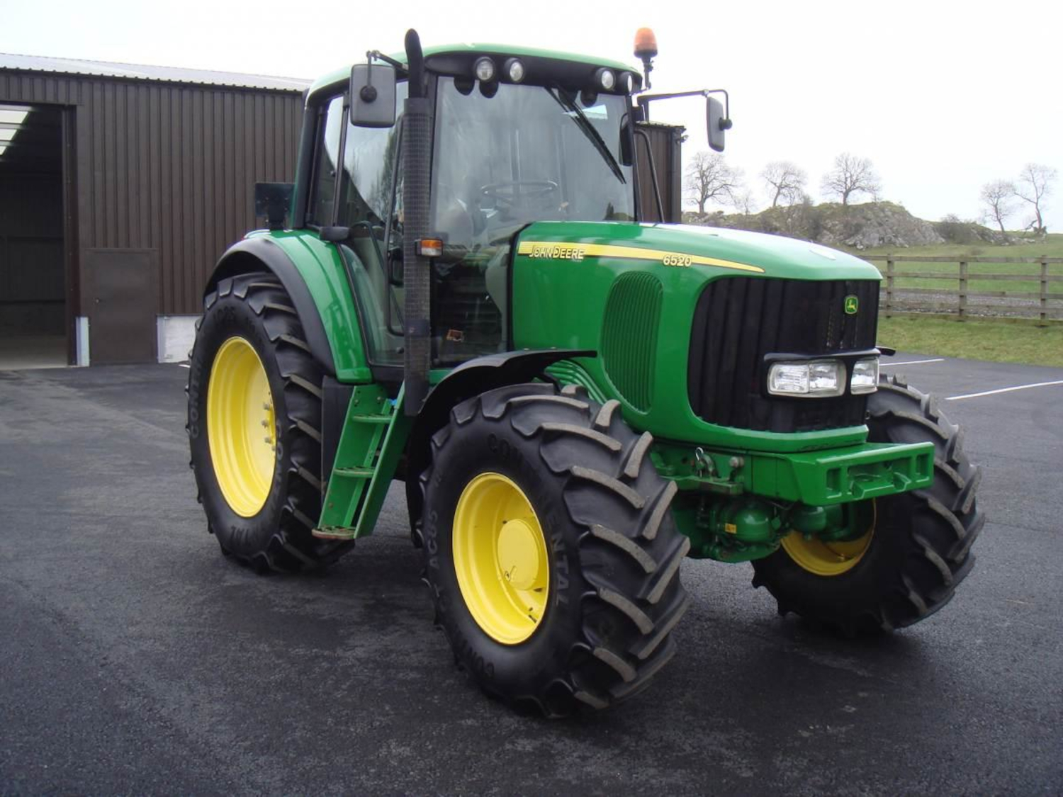 2006 John Deere 6520 Tractor
