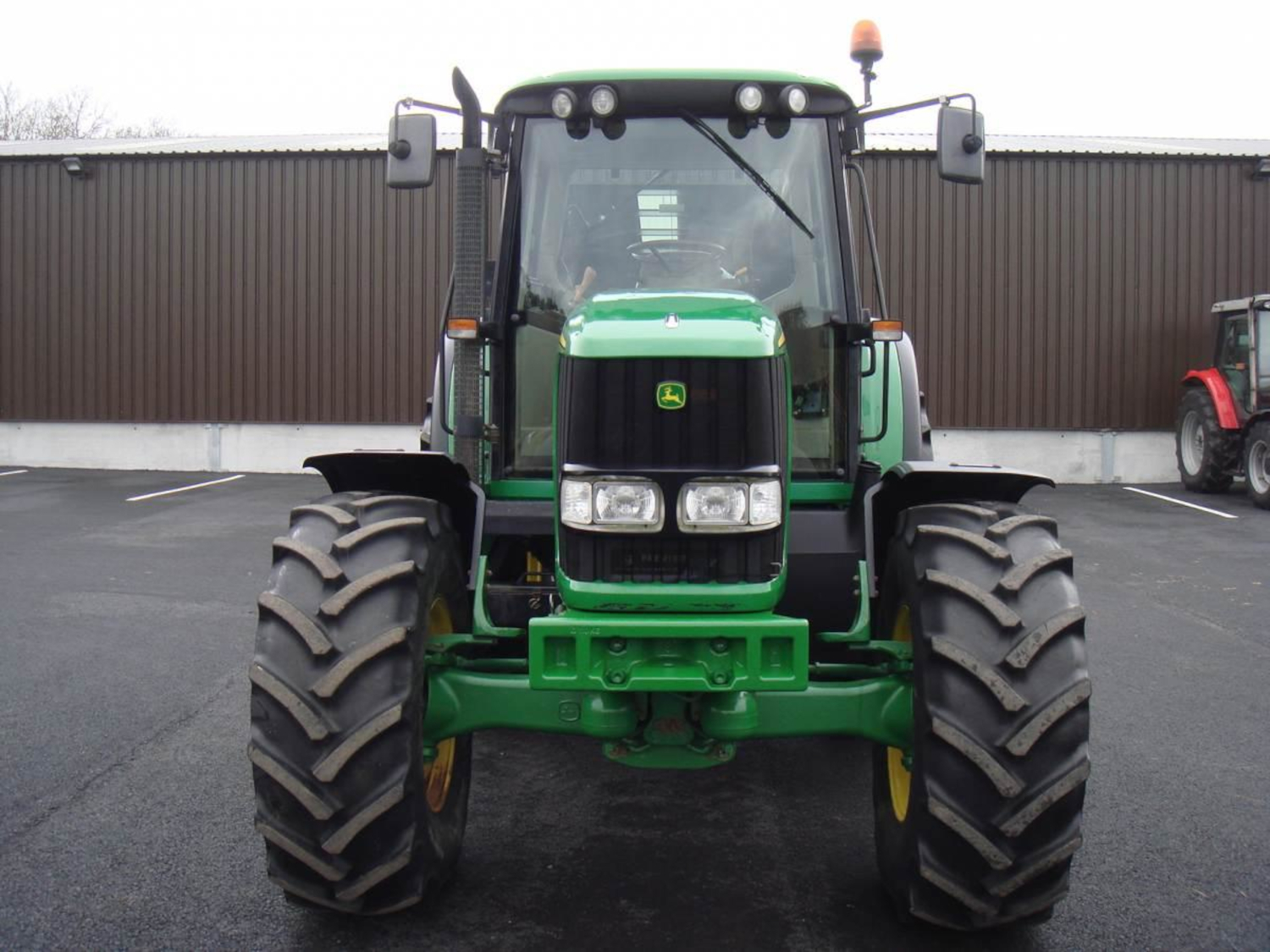 2006 John Deere 6520 Tractor - Image 6